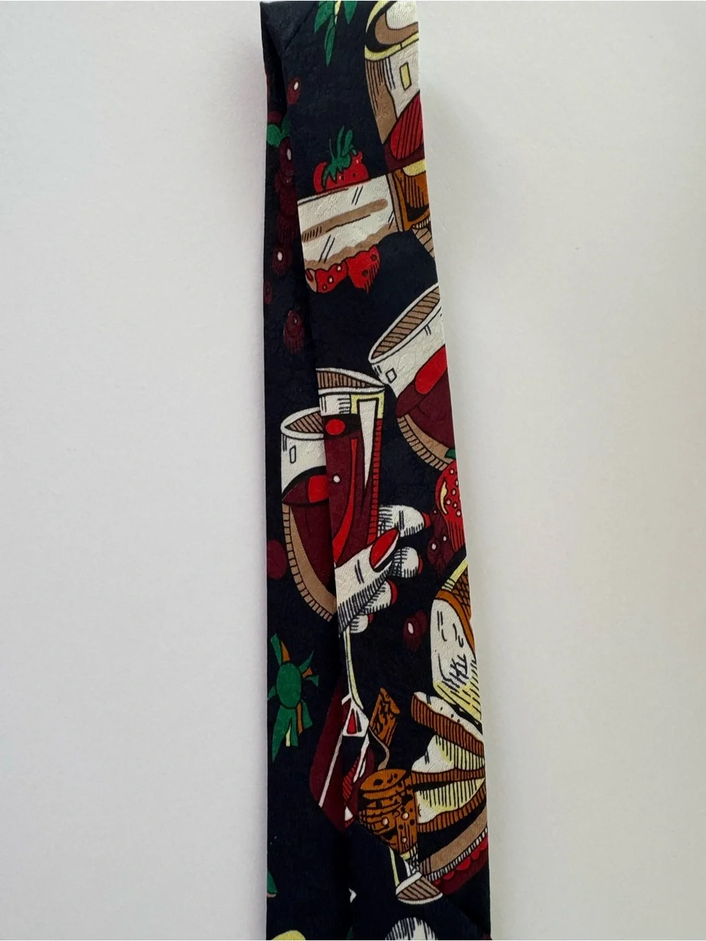 Designs by A. Rogers Winery/Vineyard Theme silk tie